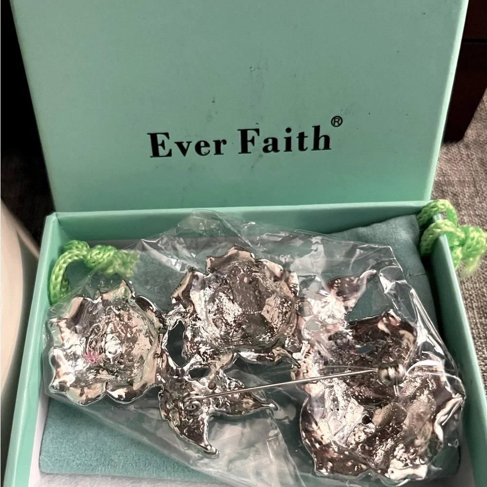 EVER FAITH Austrian Crystal NIB Enamel Romantic Blooming Rose Flower Leaves. - Picture 4 of 7